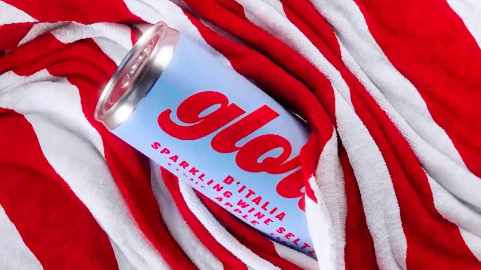 Machina showreel: brand, packaging and website projects in motion